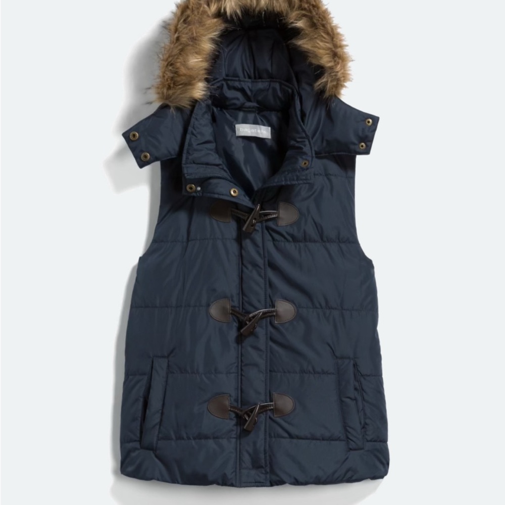 Bagatelle Navy Hooded Vest with Faux Fur Trim